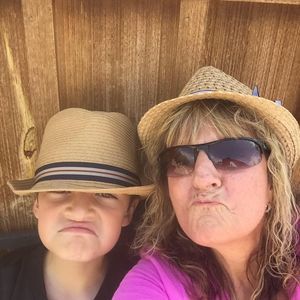 Meet your Posher, Deborah